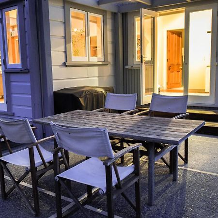 The Vicarage Martinborough 빌라 외부 사진