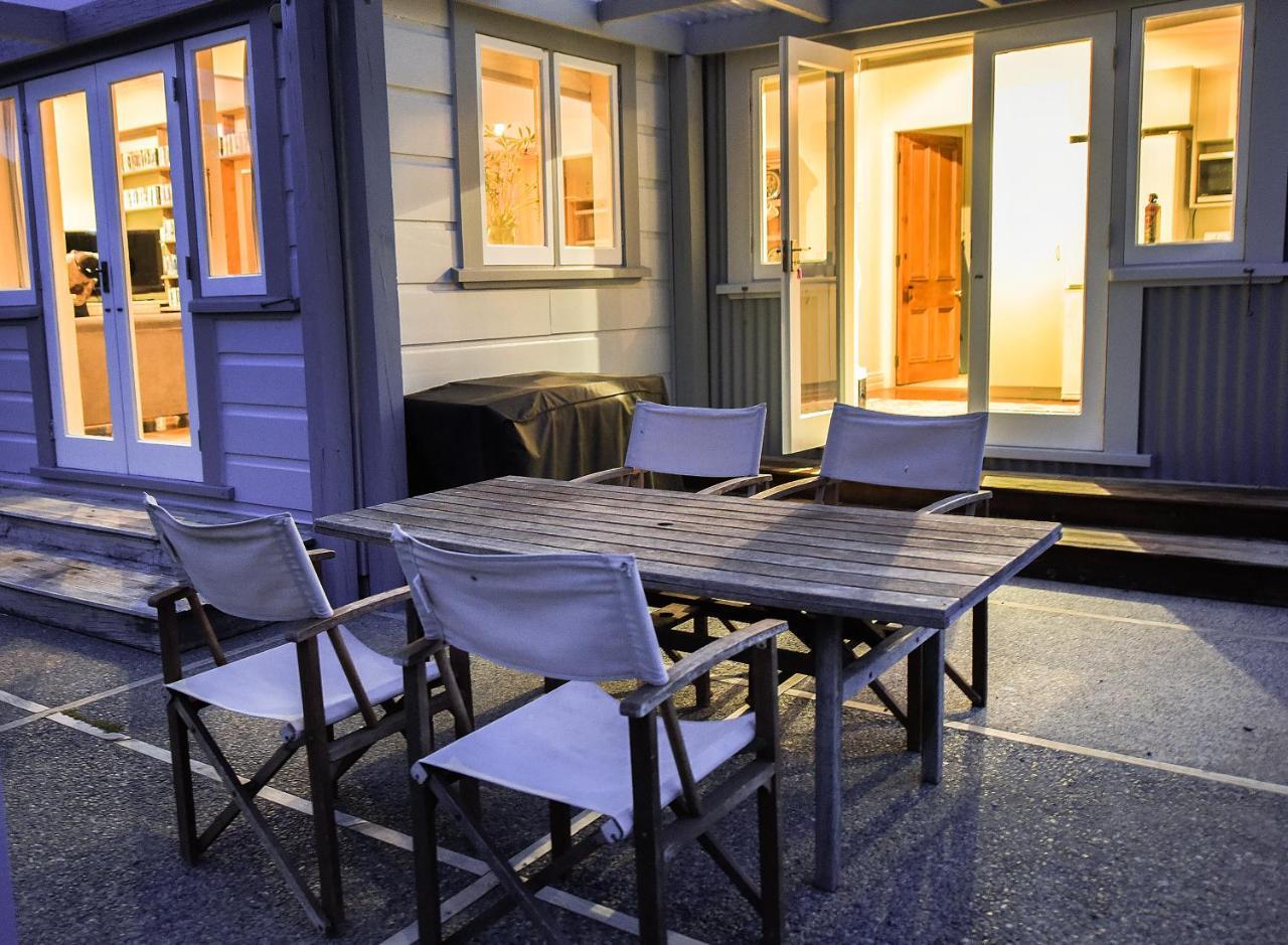 The Vicarage Martinborough 빌라 외부 사진